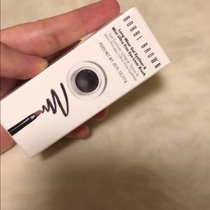 ❌SOLD❌Bobbi Brown Mini Eyeliner with Mini Brush